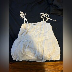 Old Navy White Sleeveless Blouse